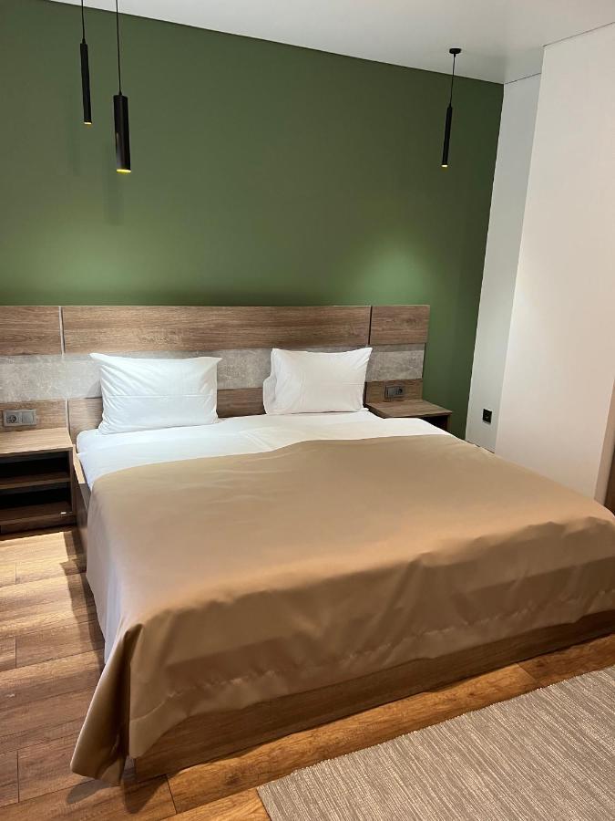 Loft Wood Hotel Mukacheve Ngoại thất bức ảnh