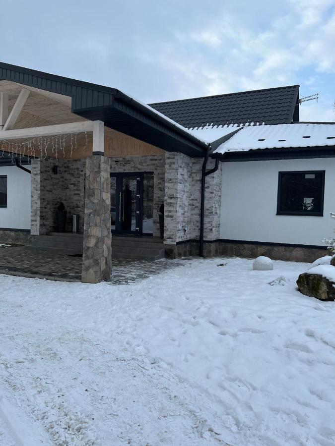 Loft Wood Hotel Mukacheve Ngoại thất bức ảnh