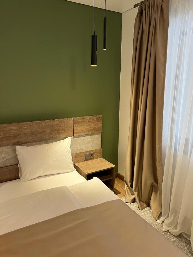 Loft Wood Hotel Mukacheve Ngoại thất bức ảnh