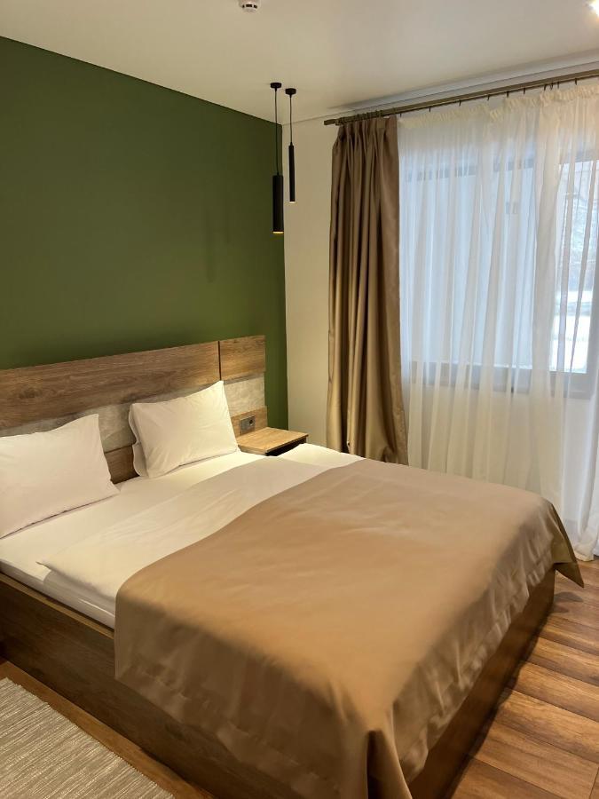Loft Wood Hotel Mukacheve Ngoại thất bức ảnh