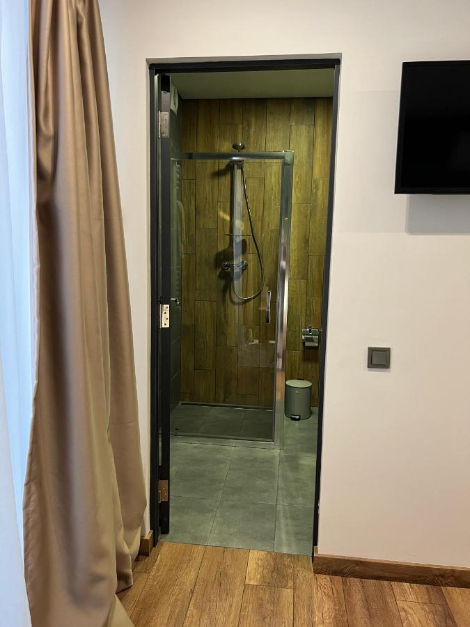 Loft Wood Hotel Mukacheve Ngoại thất bức ảnh