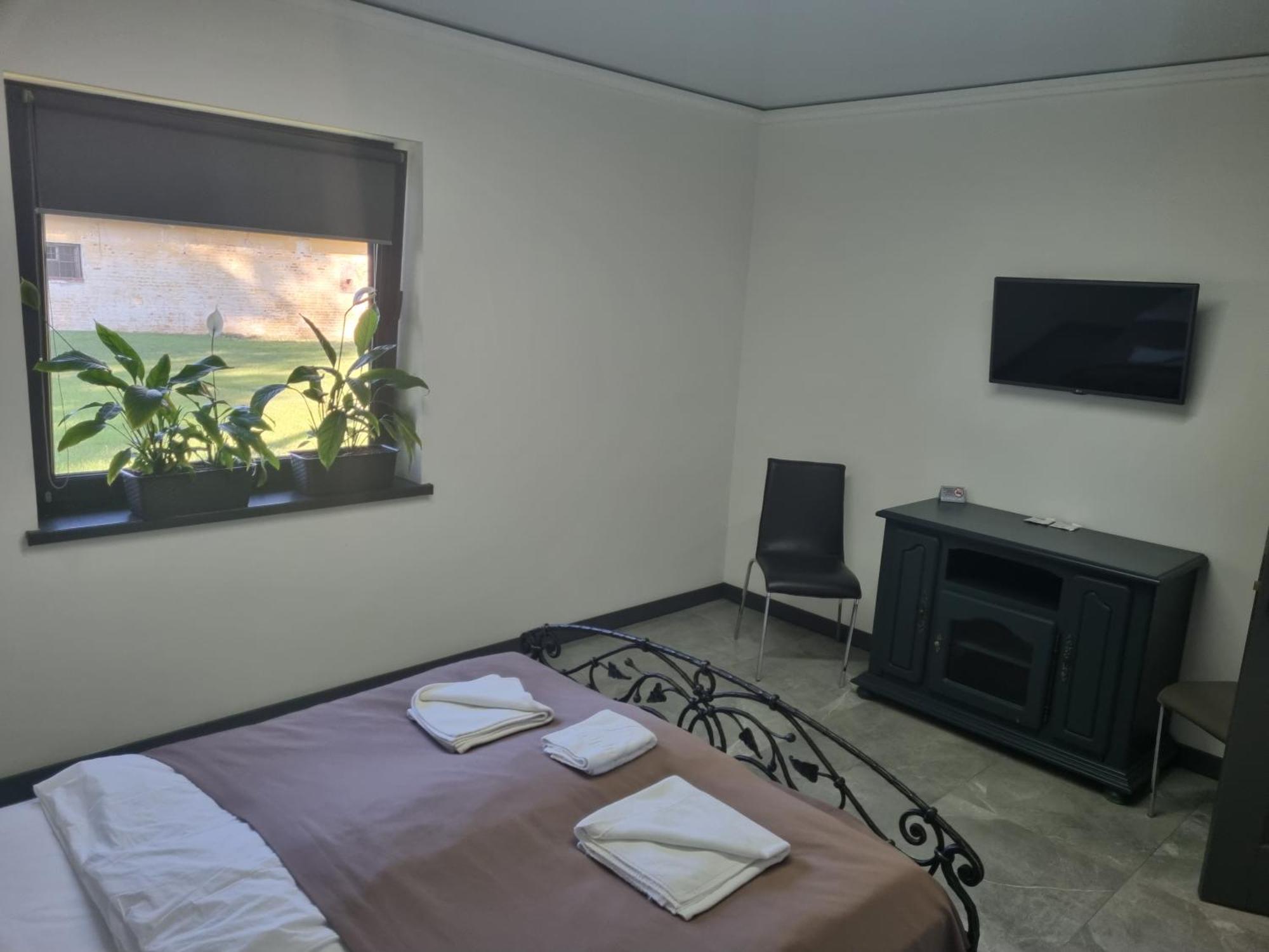 Loft Wood Hotel Mukacheve Ngoại thất bức ảnh
