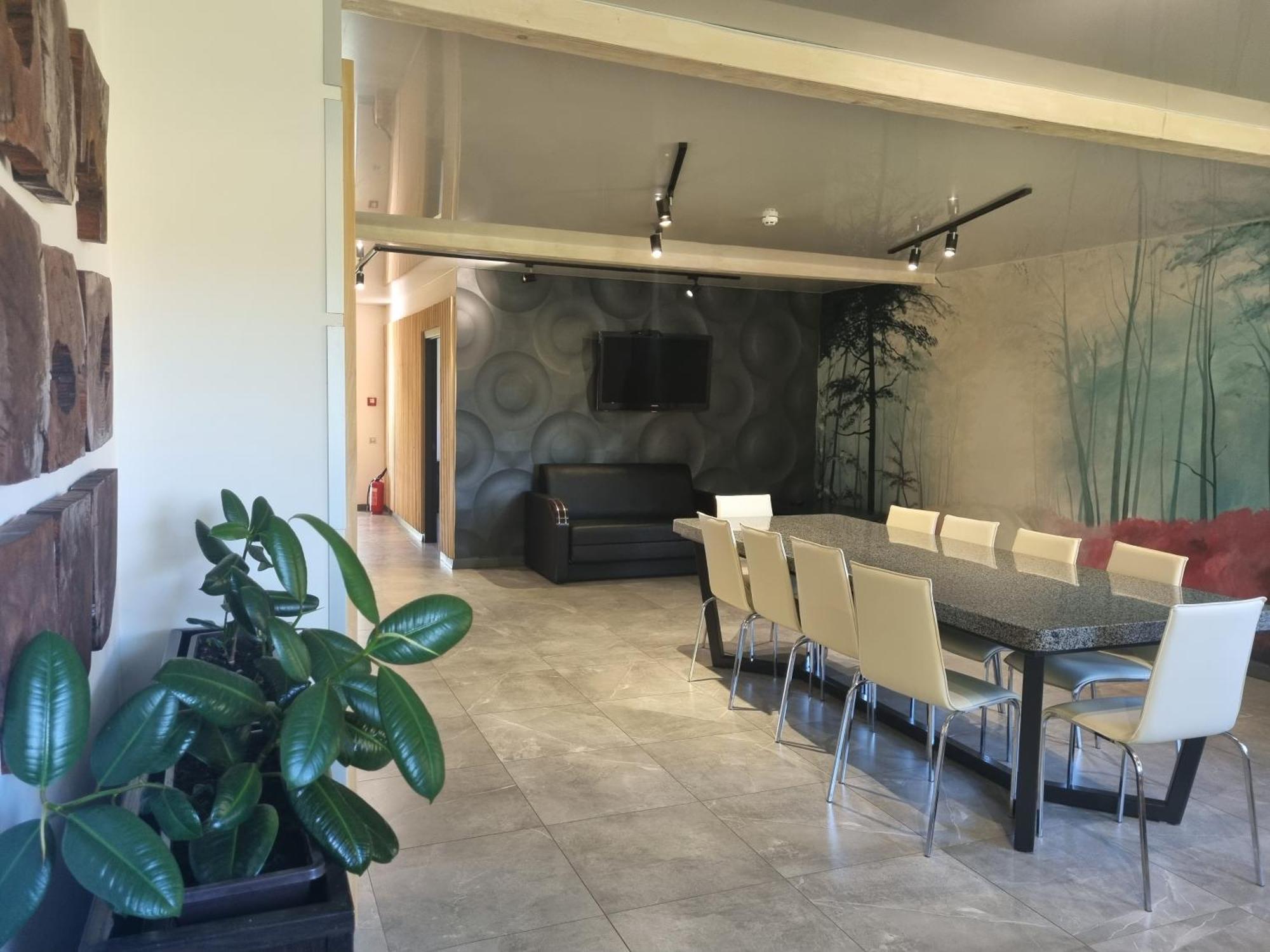 Loft Wood Hotel Mukacheve Ngoại thất bức ảnh
