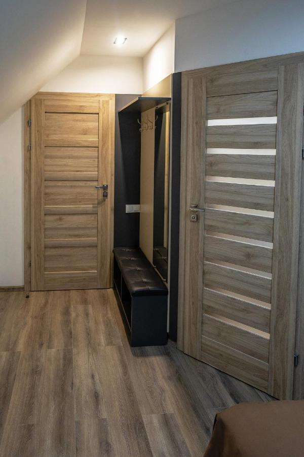 Loft Wood Hotel Mukacheve Ngoại thất bức ảnh