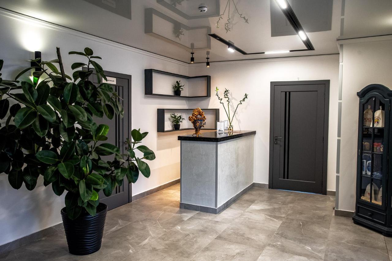 Loft Wood Hotel Mukacheve Ngoại thất bức ảnh